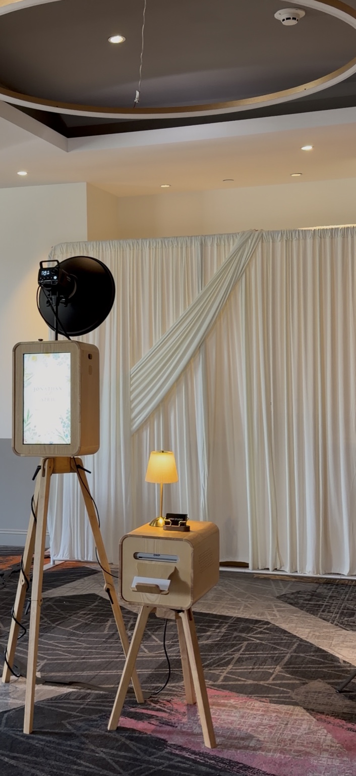 HINH STUDIO event